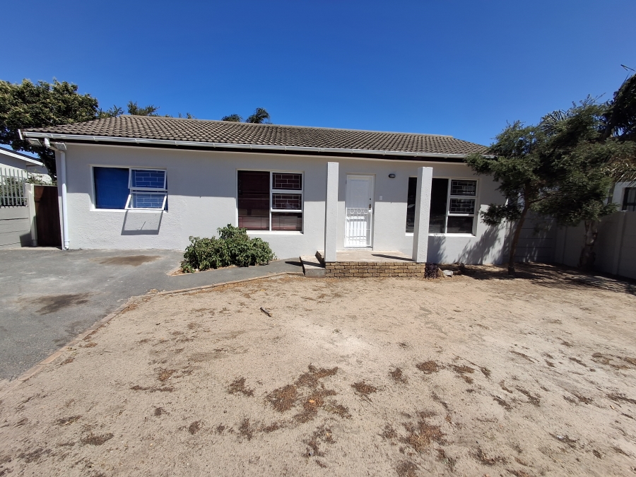 To Let 2 Bedroom Property for Rent in Windsor Park Western Cape